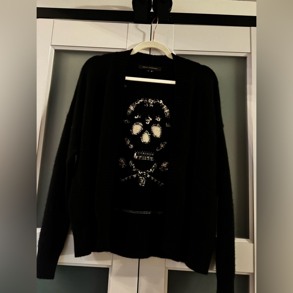 SKULL CASHMERE black skull cardigan. Size XS. 🖤🤍 - Picture 2 of 3